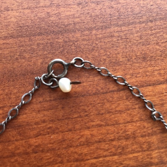 Sweet Flower Necklace - Picture 3 of 3